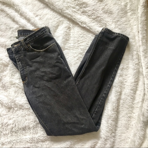 Vintage 80s GUESS jeans  - Picture 3 of 3